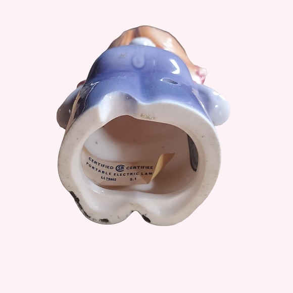 Vintage ceramic girl lamp. Missing light cord - Picture 5 of 5